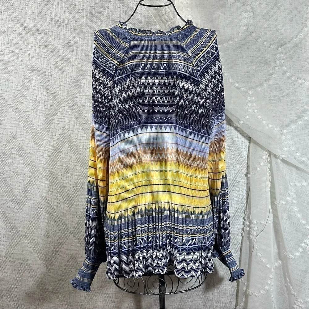 Ted Baker Deliie long sleeve pleated v neck blouse size 6